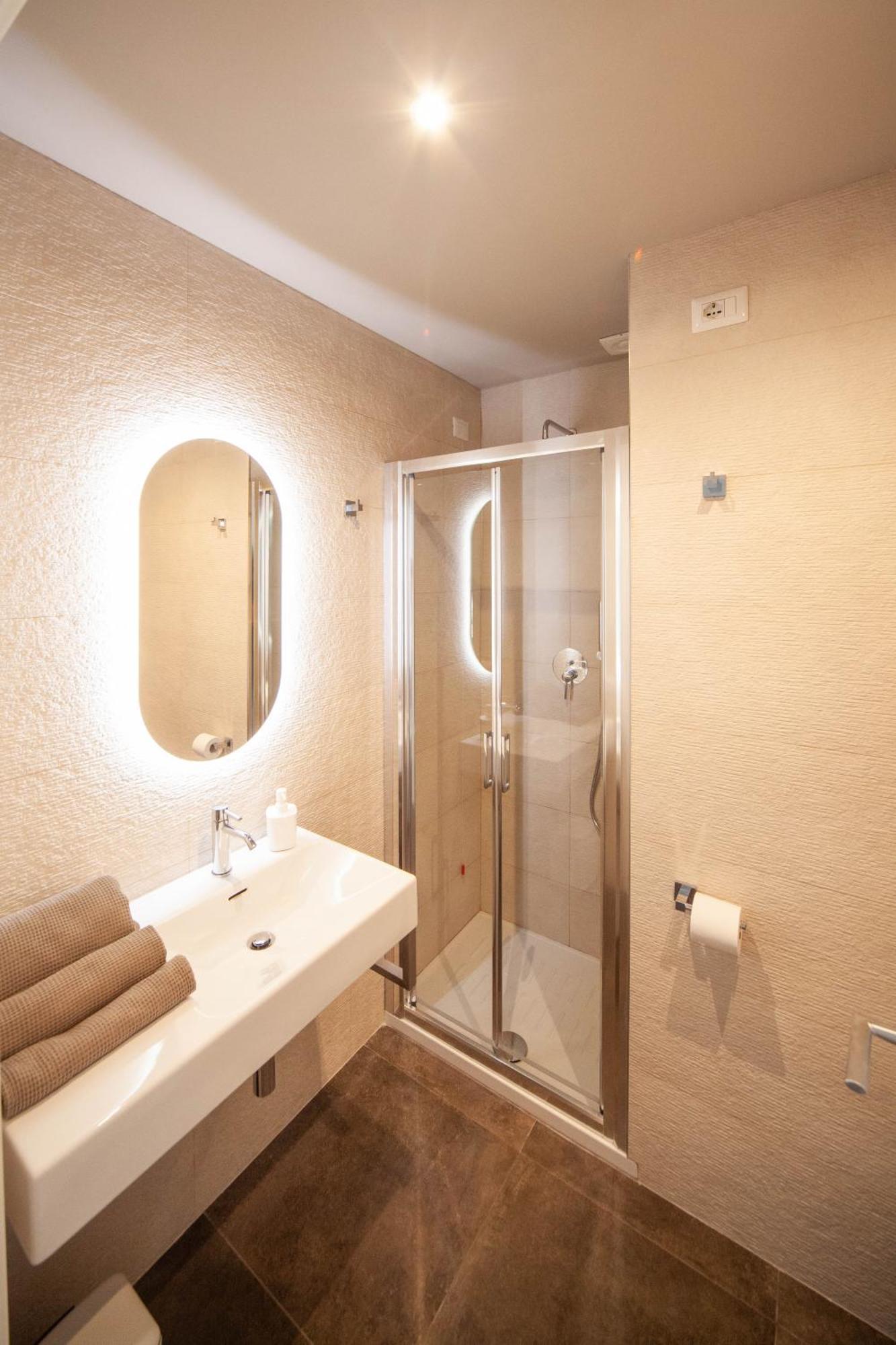 Luxury Apartment With Vatican Views โรม ภายนอก รูปภาพ